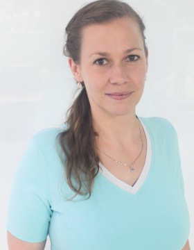 Mgr. Veronika KAISEROVÁ