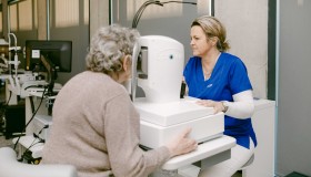 Tisíce diabetiků přicházejí o zrak zbytečně. Diabetická retinopatie je přehlížené riziko